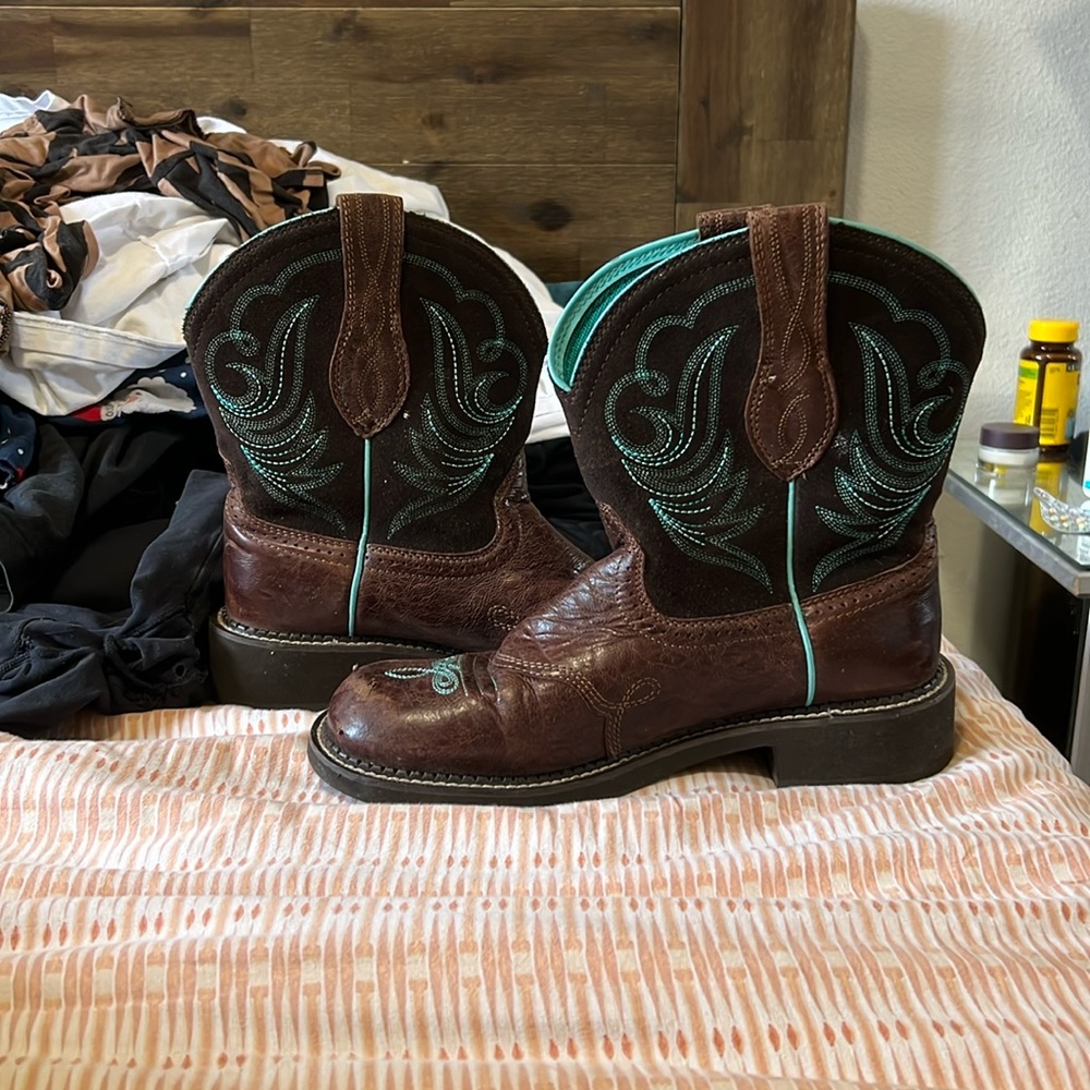 Ariat Fat Babies